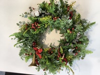 クリスマスリースと冬のアレンジ