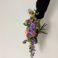 春の花ブーケとアレンジメント